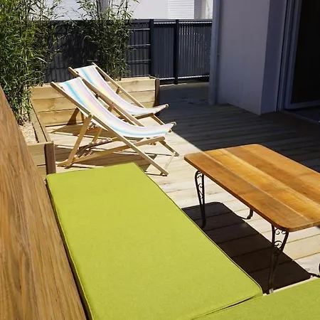 350 M De La Avec Terrasse Bois Apartamento *